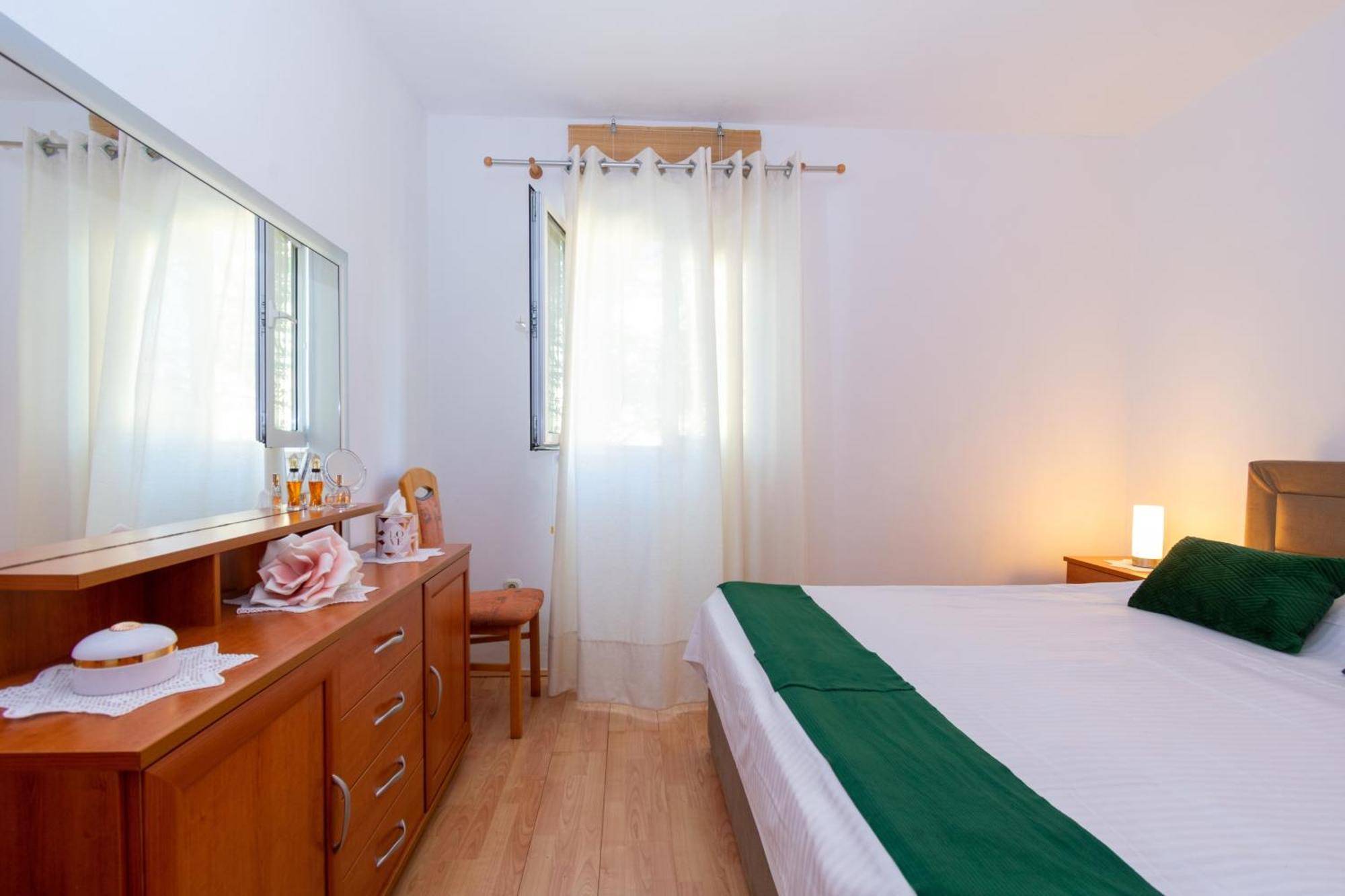 Apartments By The Sea Mandre, Pag - 4093 Kolan Δωμάτιο φωτογραφία